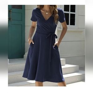 Women's Short Sleeve V Neckline Fit and Flare Vintage Swing Wrap Dresswith Pocke